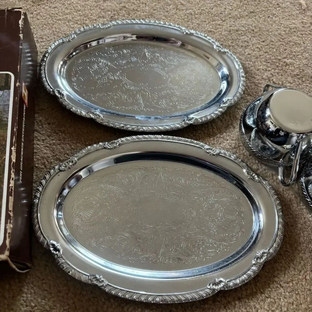 Irvinware sugar creamer